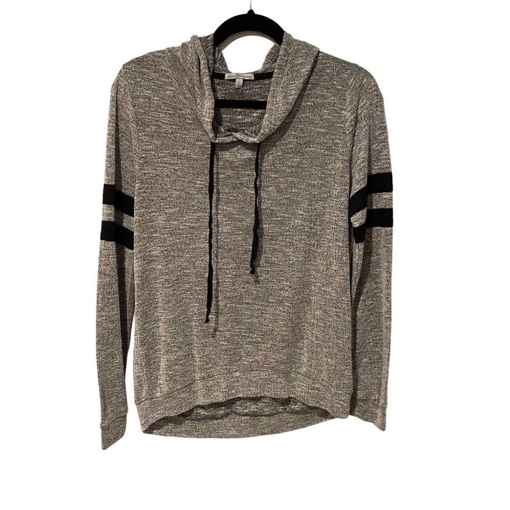 Charlotte Russe size M grey knit hoodie pullover lightweight and breathable